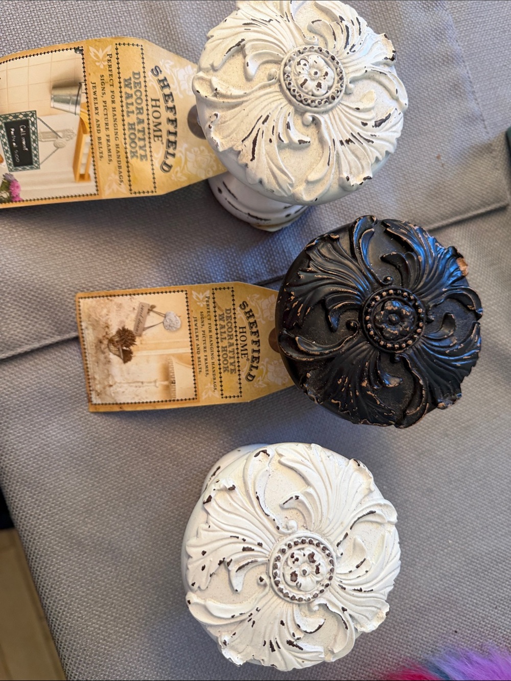 Sheffield Home Decorative Floral Wall Hooks in White and Black
